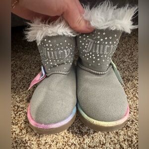 Juicy Couture Toddler Gray Boots with Rainbow Trim